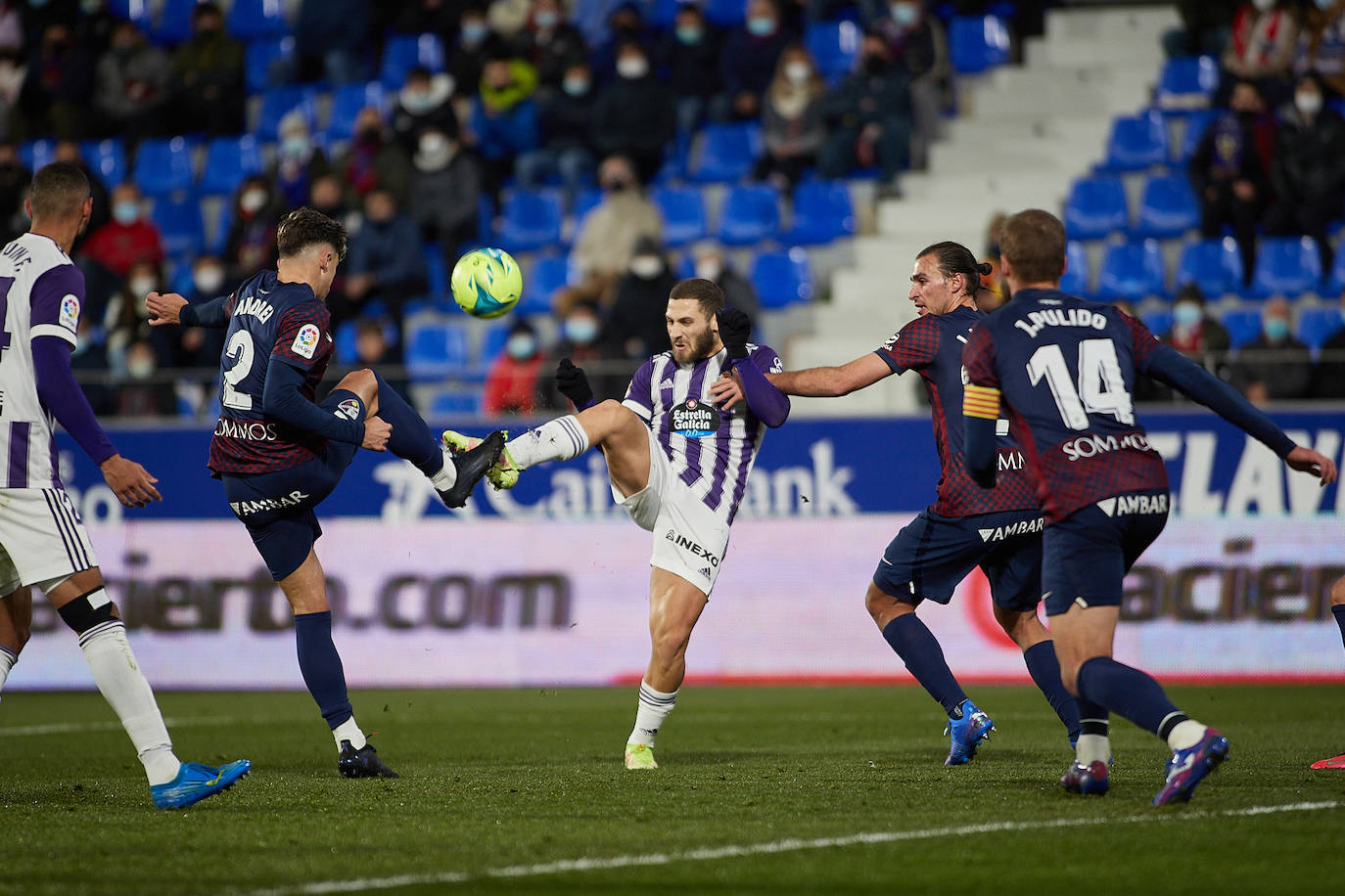 Fotos: Huesca-Real Valladolid