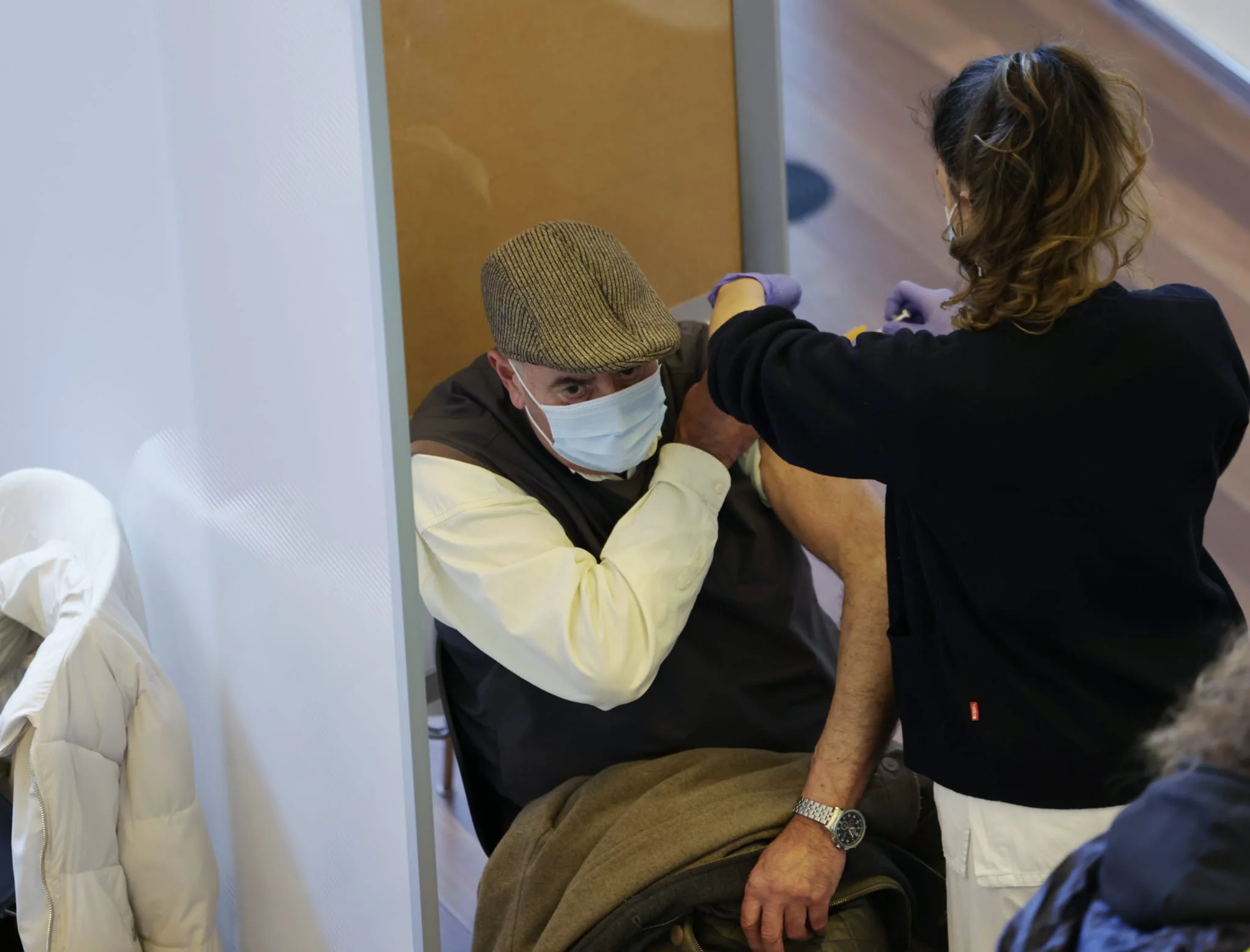 Los vallisoletanos de 63 y 64 años ya tienen fecha para la tercera dosis de la vacuna contra la covid