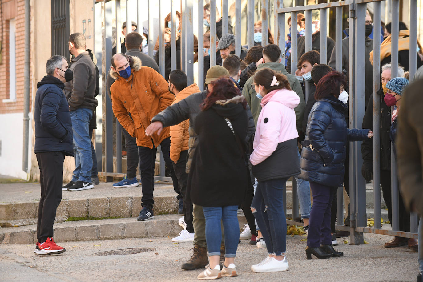 Fotos: Un toro causa el pánico en el encierro en Pollos