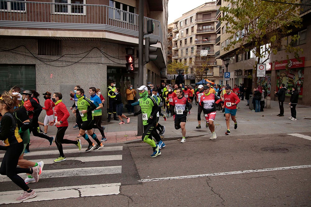 Dani Sanz y Verónica Sánchez ganan la III Carrera Popular Corre con tu Médico en Salamanca