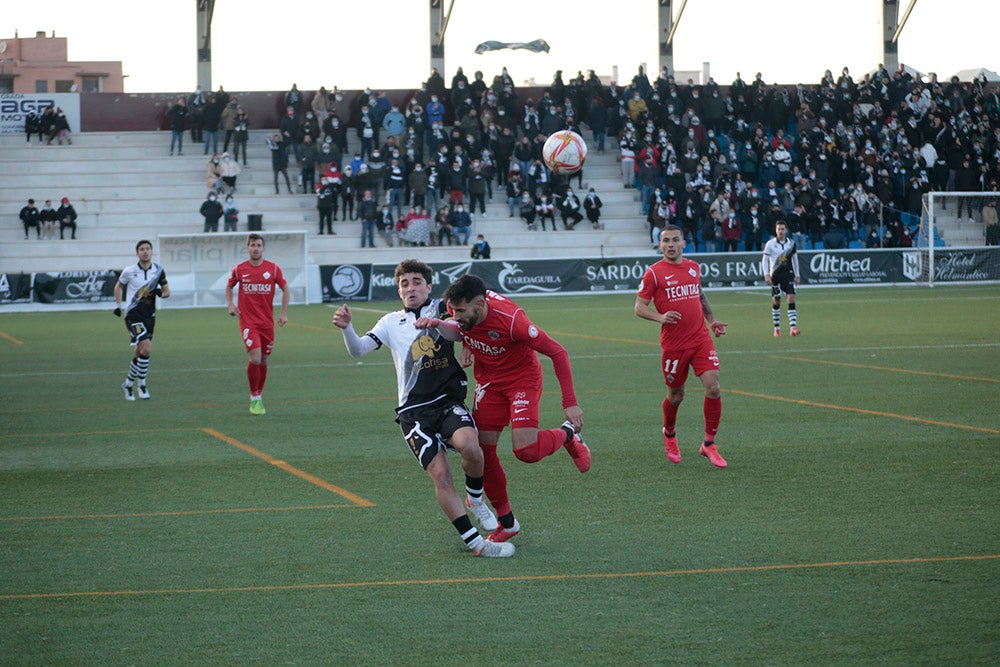 Unionistas sigue abonado a los empates ligueros tras un combate nulo ante la UD Sanse (0-0)