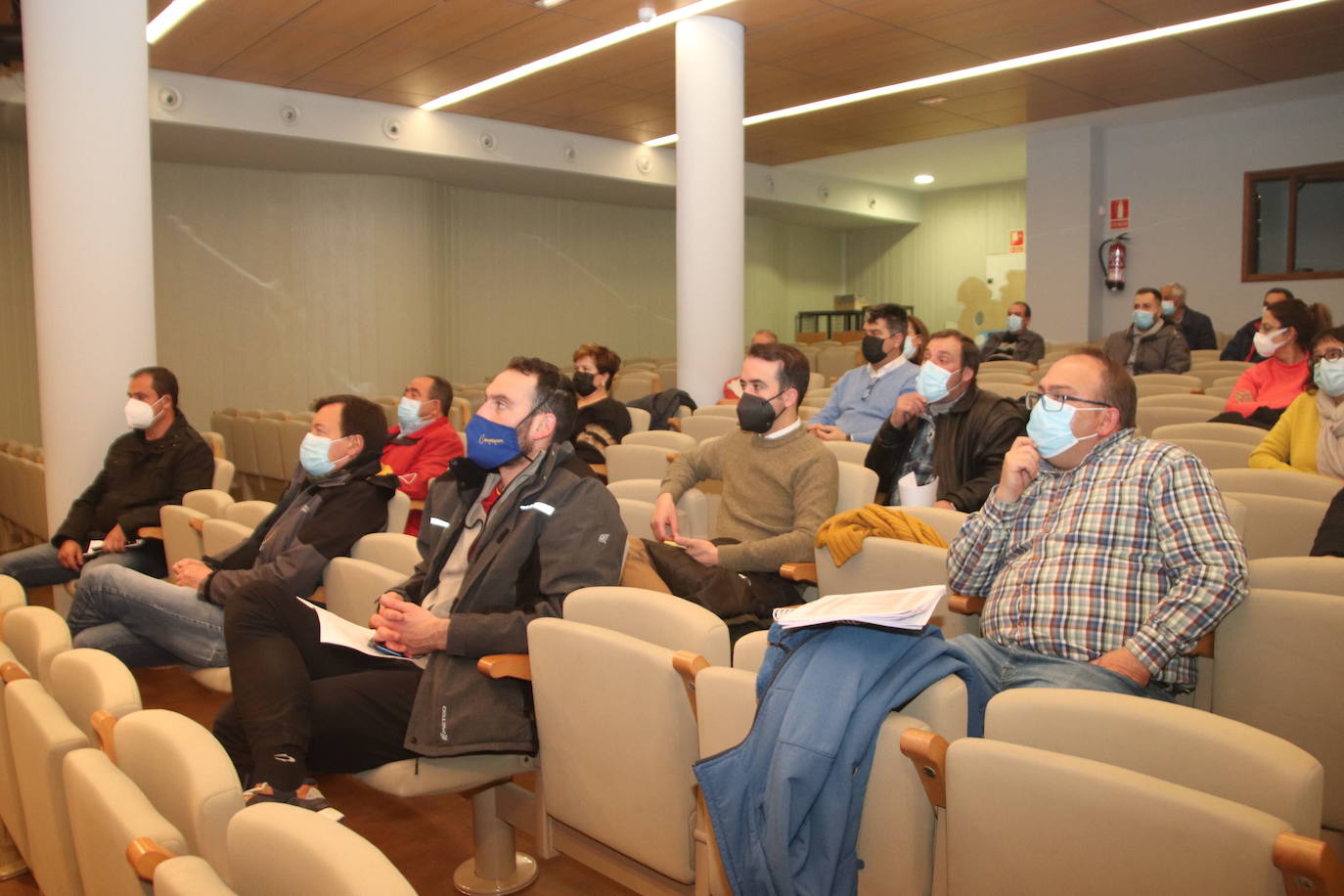 Imagen de la junta general de aprobación de los presupuestos.