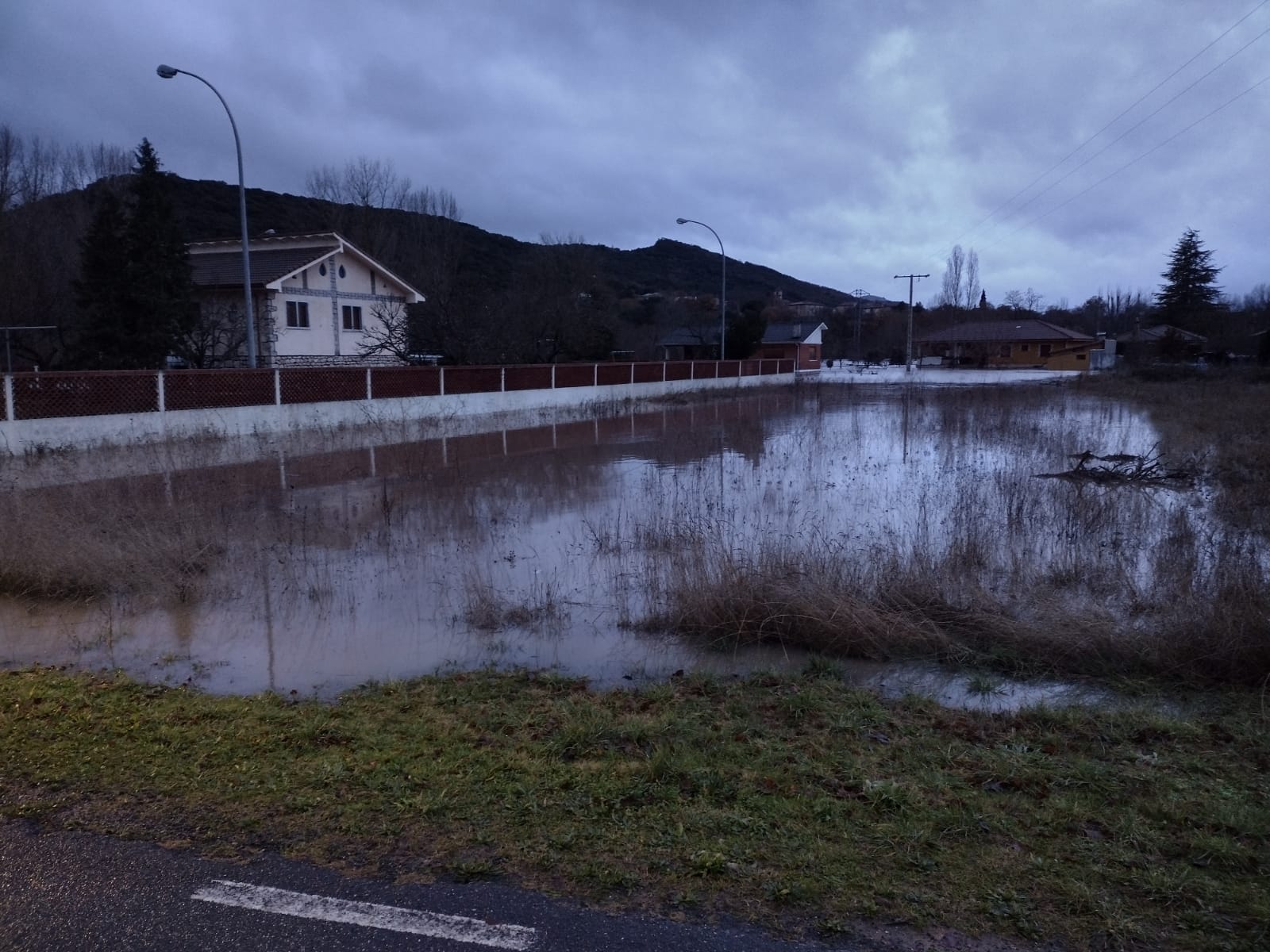 Los ríos del norte de la provincia se desbordan tras las últimas nevadas y lluvias.