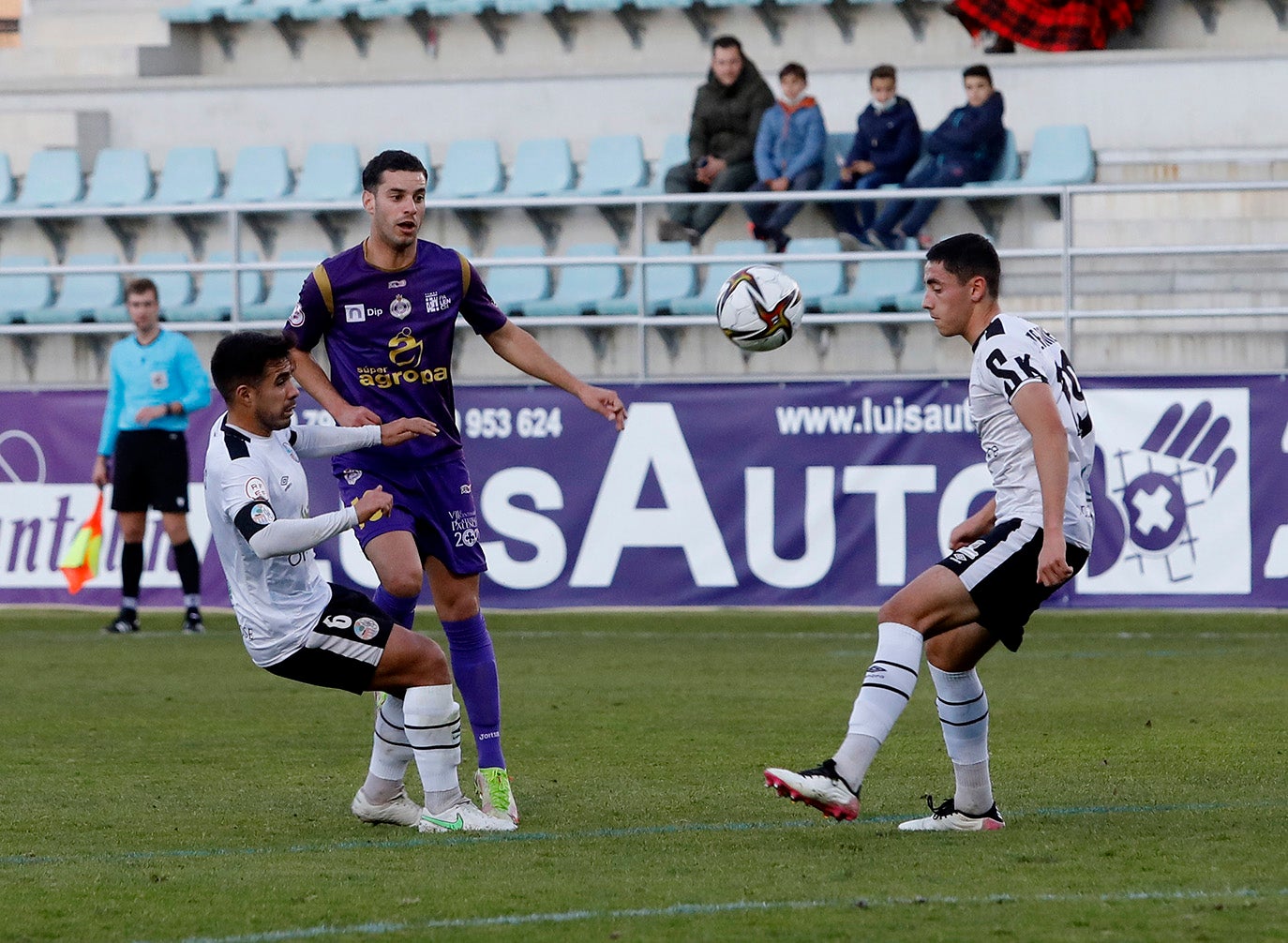 Palencia Cristo Atlético 0 - 0 Salamanca CF UDS