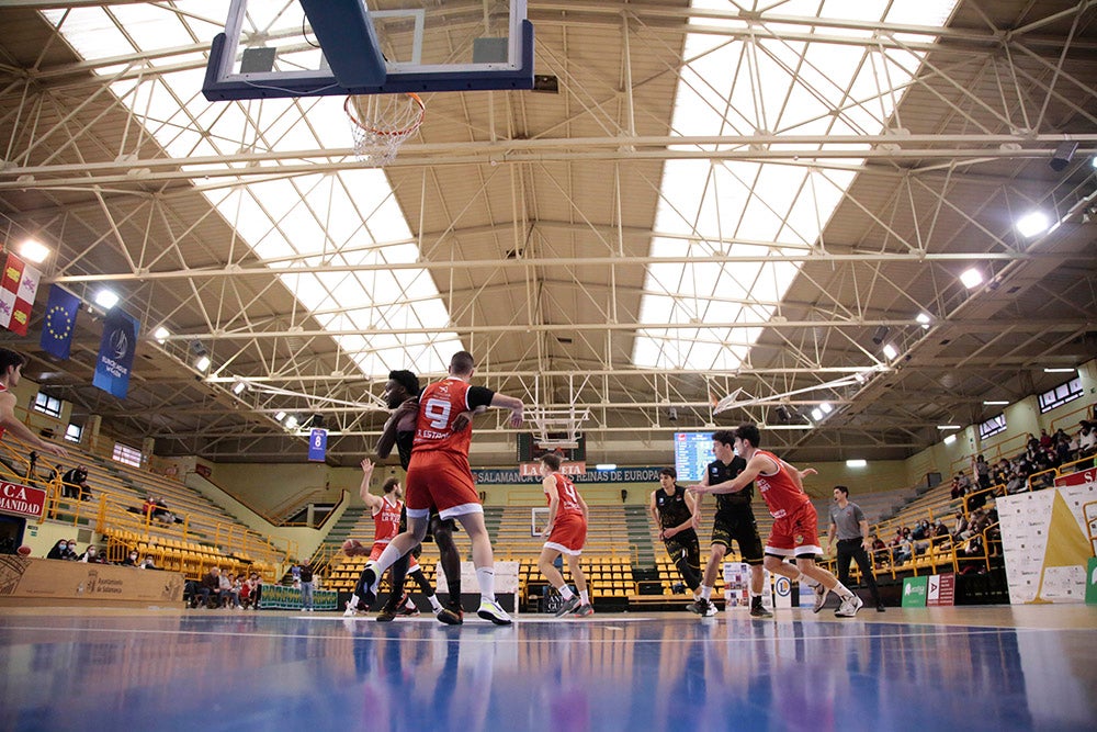 Contundente victoria del Usal La Antigua ante CB La Flecha (87-54)