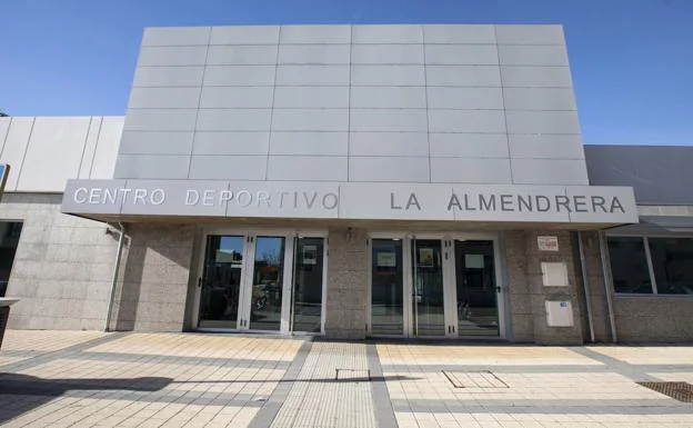 Centro deportivo La Almendrera.