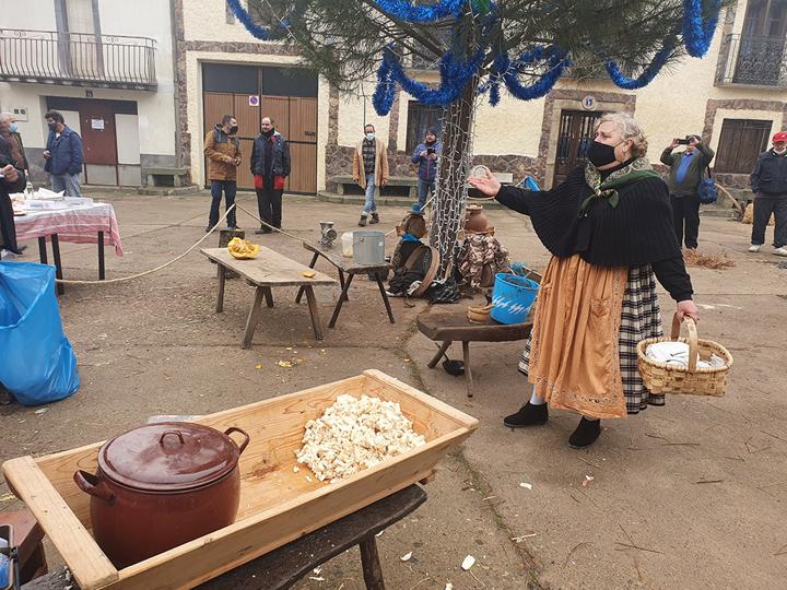 Los vecinos de El Maíllo celebraron la tradicional fiesta popular de la matanza