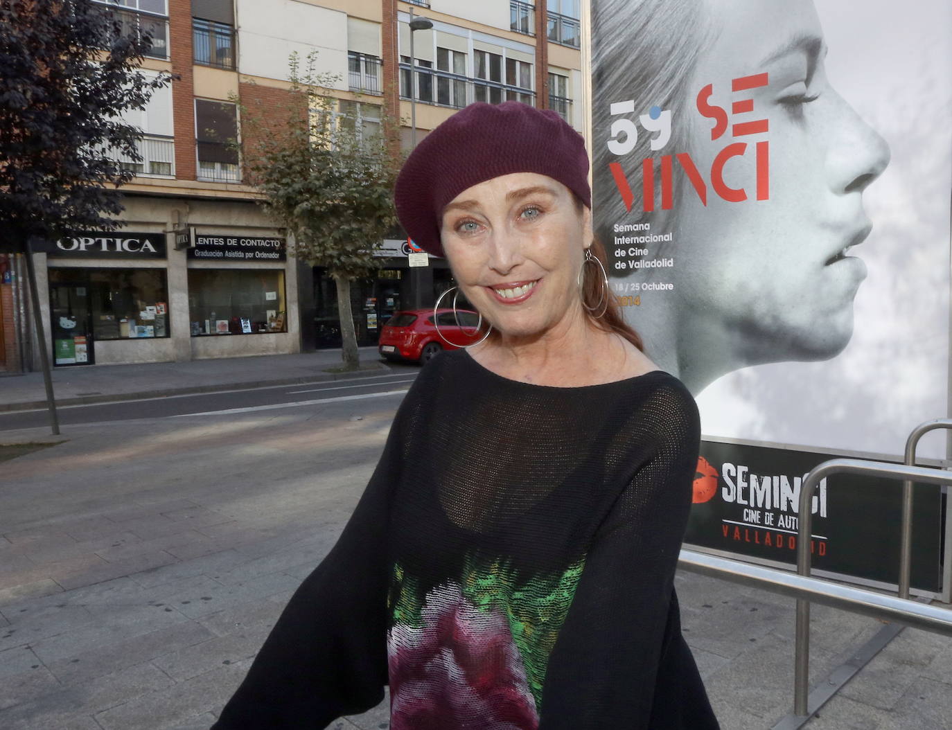 Veronica Forqué, Espiga de Honor en la 59 Seminci, en la Plaza de San Miguel.