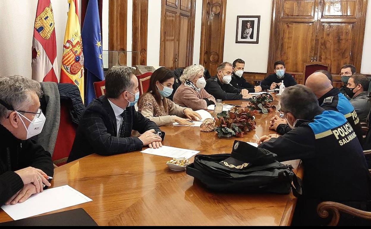 Un momento de la reunión de la Junta de Seguridad Local.