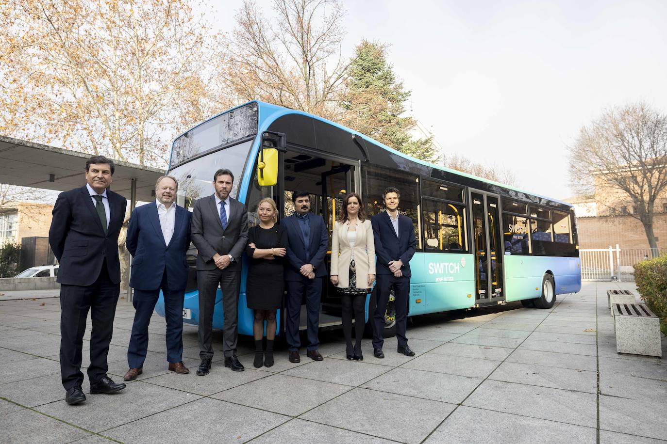 Fotos: Presentación de la fábrica de autobuses eléctricos Switch Mobility en Valladolid