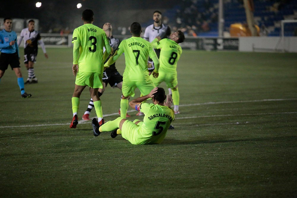 Un cruel final con gol en propia puerta apea de la Copa a un gran Unionistas ante el Elche de Primera (0-1)