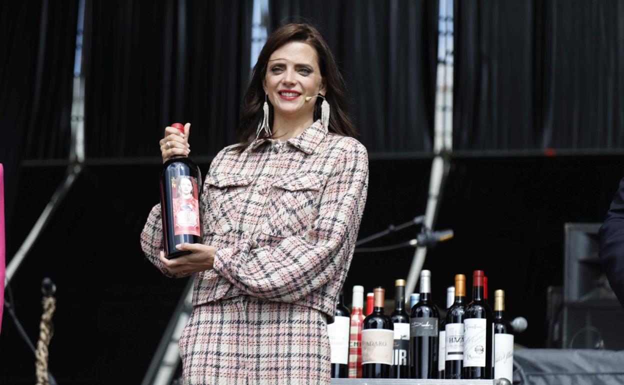 La actriz, Macarena Gómez, en el acto de nombramiento de embajadora de Ribera del Duero