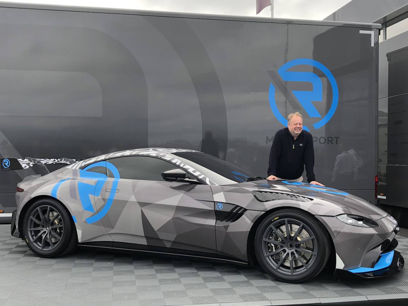 En una presentación de carreras de Aston Martins, en 2019.