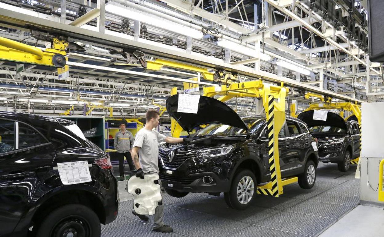 Montaje del Kadjar en la factoría palentina de Renault.