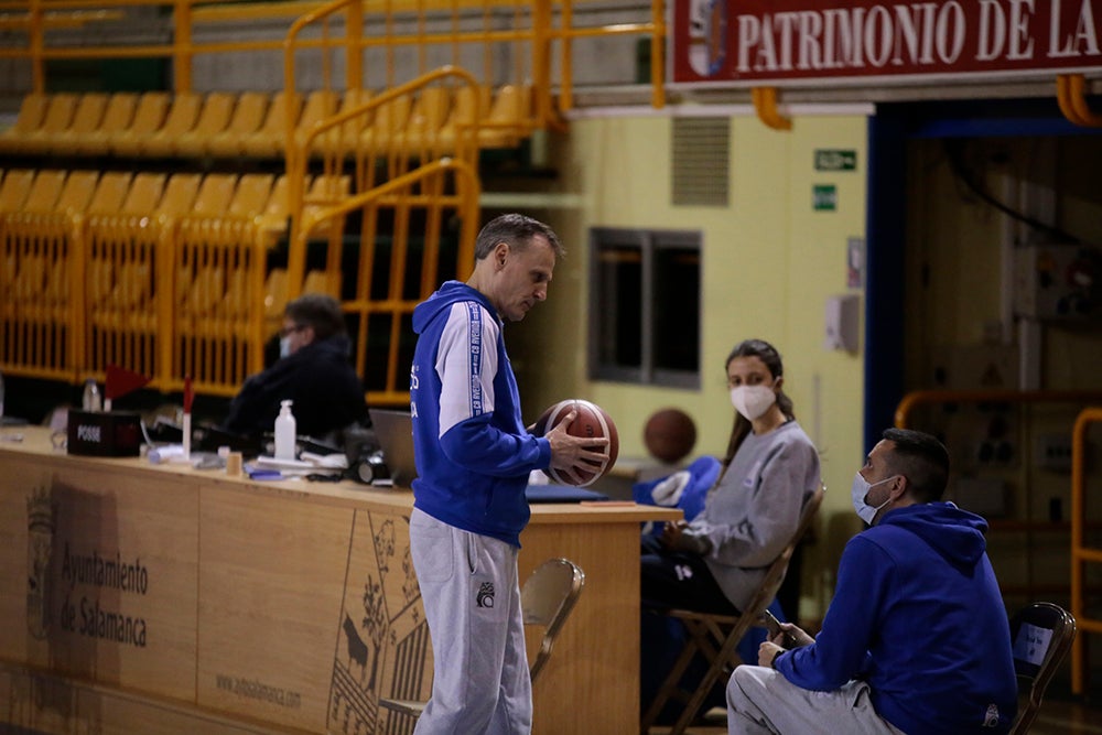 Avenida mira al fin de año preparando el partido ante Cadi La Seu