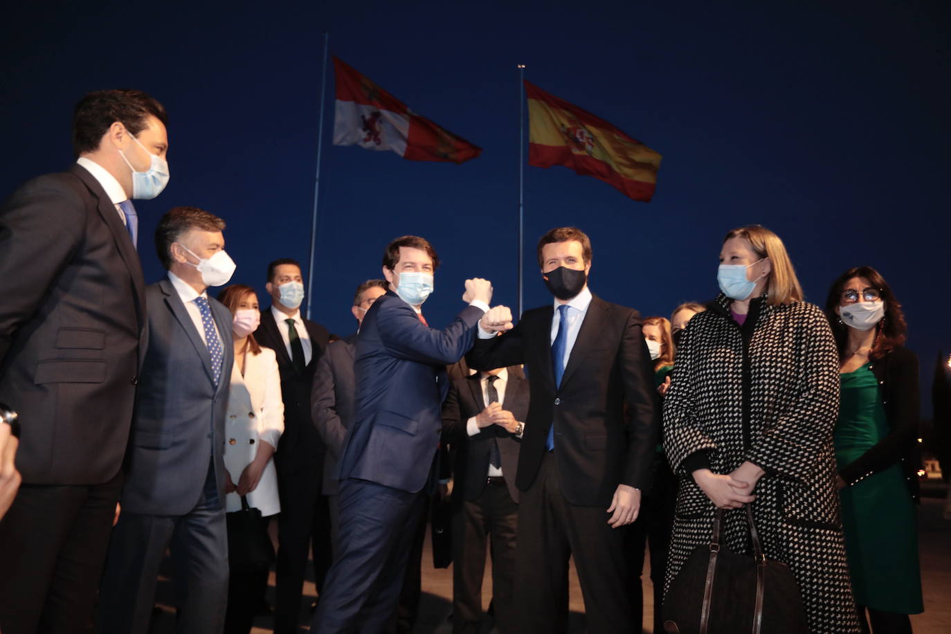 Moción Tumbada. Pablo Casado viajó a Valladolid para felicitar a Alfonso Fernández Mañueco después de ganar la moción a los socialistas.