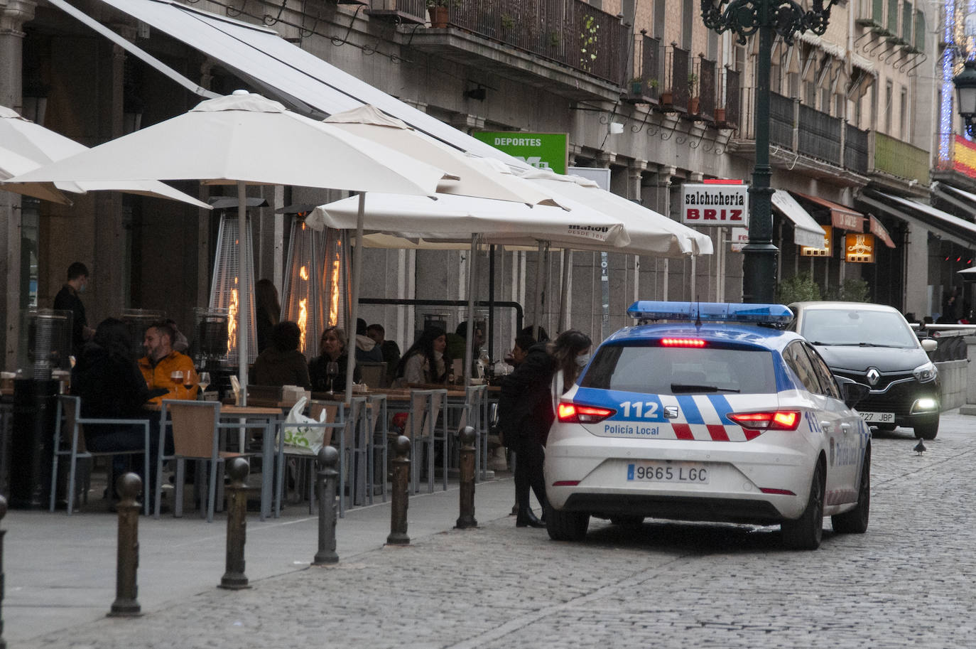 Policía Local, en la avenida del Acueducto.