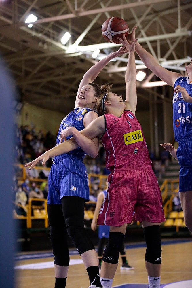 El CB Avenida se va líder en solitario al 2022 (85-62)