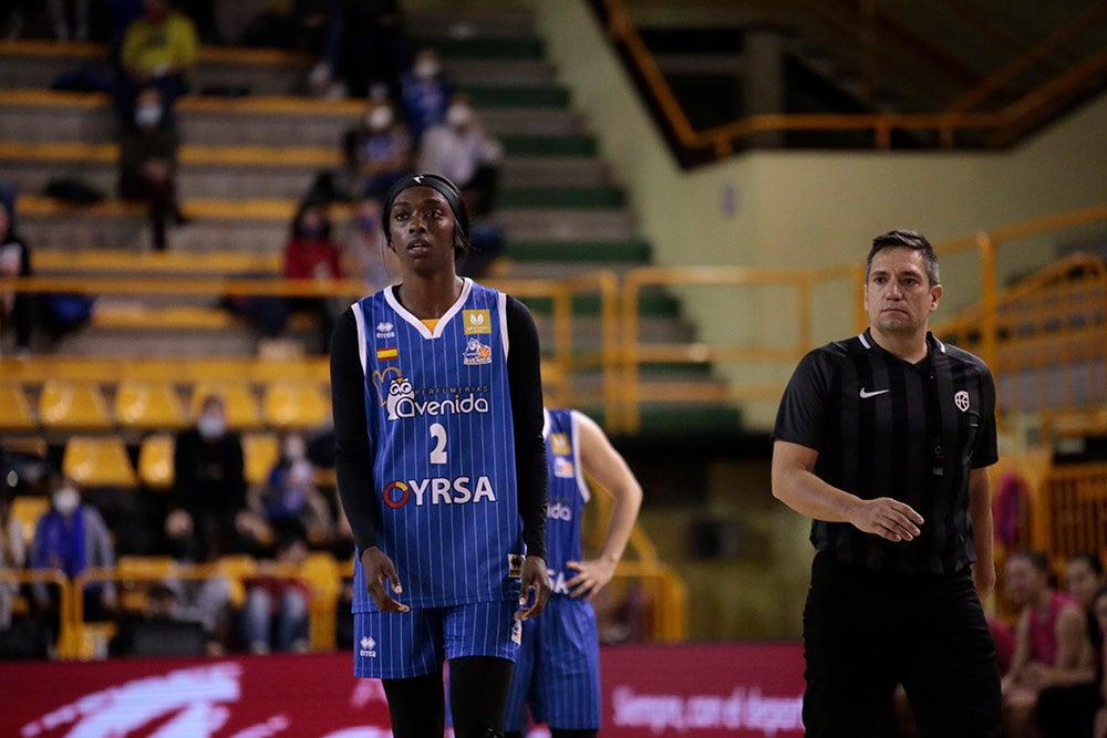 El CB Avenida se va líder en solitario al 2022 (85-62)