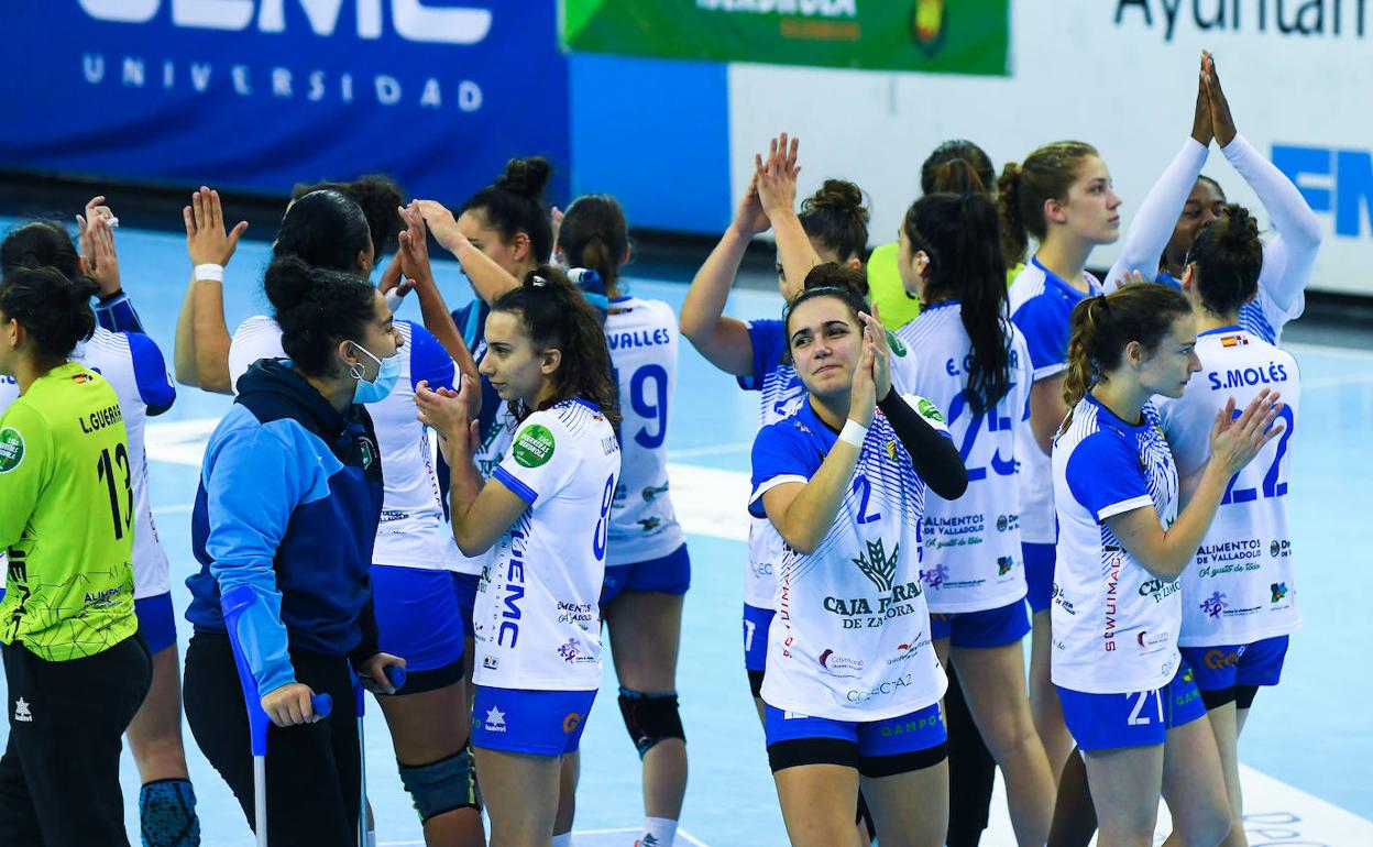 La plantilla del Caja Rural Aula, al final de un encuentro de la presente temporada. 