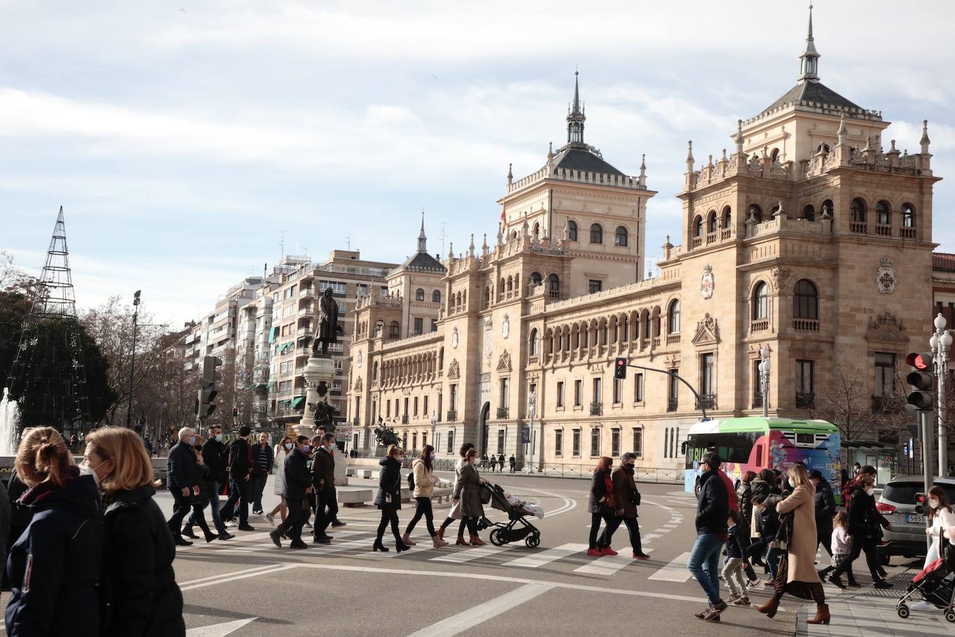 Fotos: Valladolid estrena el año con paseos y pocas consumiciones en las terrazas