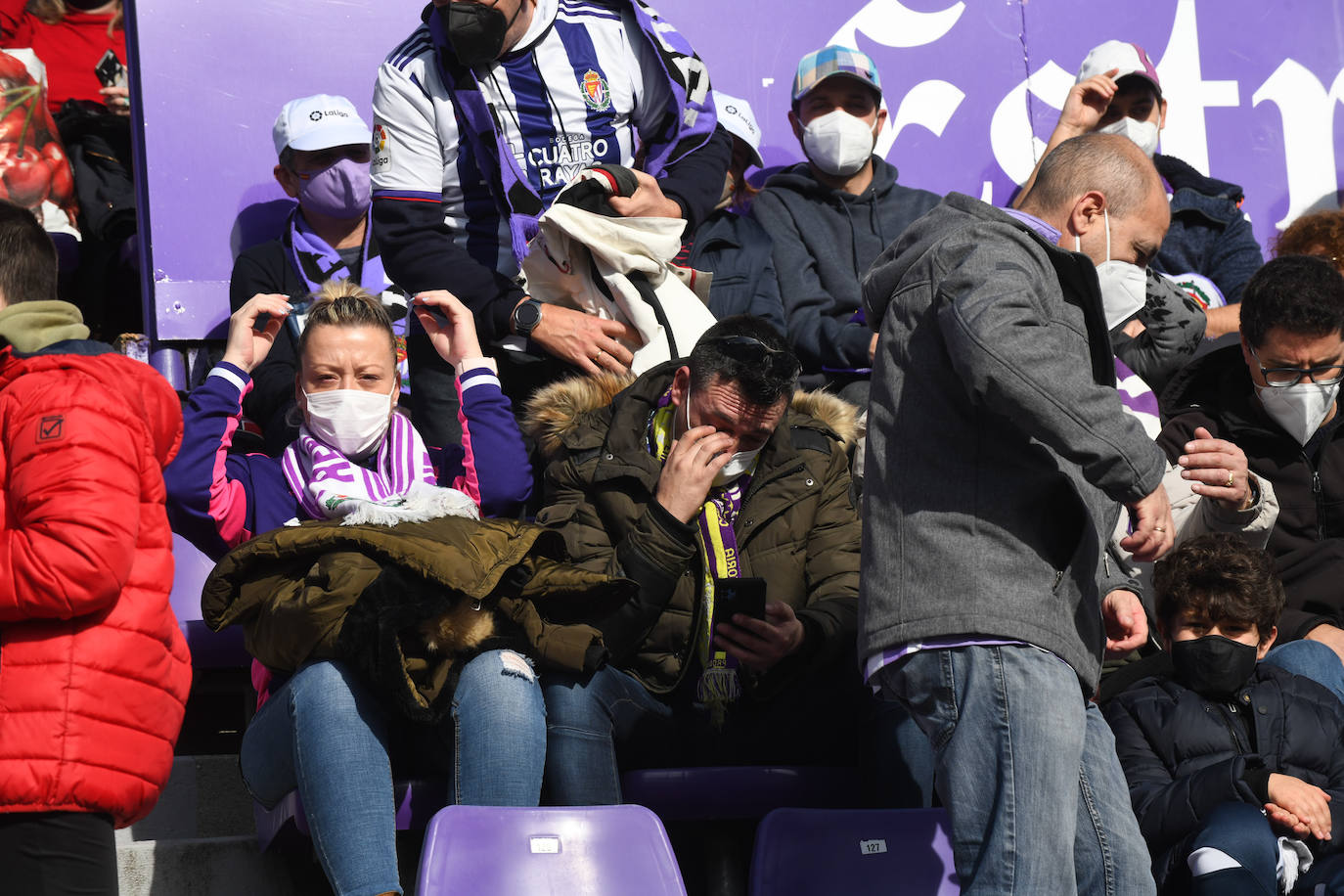 Fotos: Búscate en la grada del Real Valladolid-Leganés (3/4)