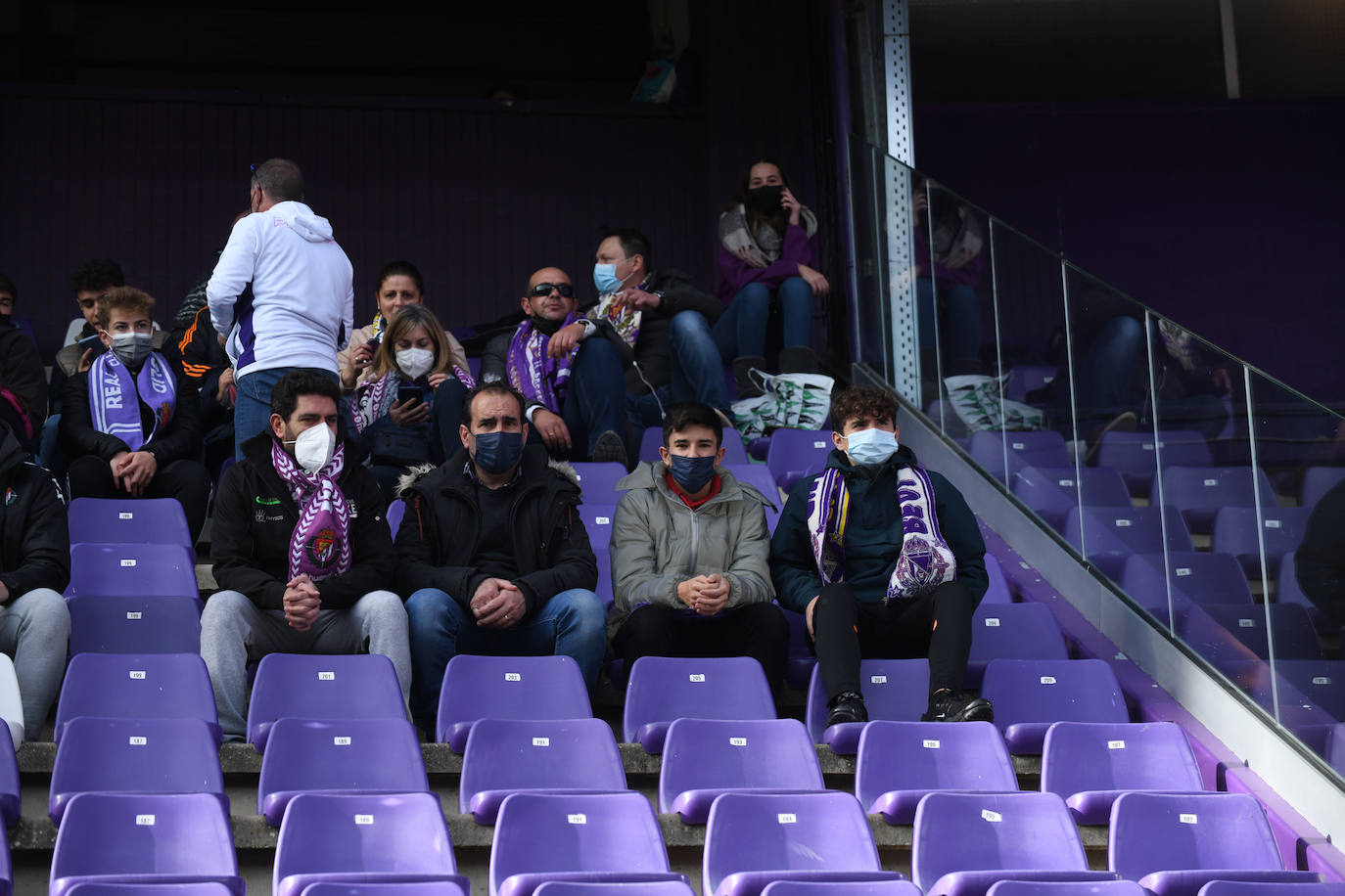 Fotos: Búscate en la grada del Real Valladolid-Leganés (1/4)