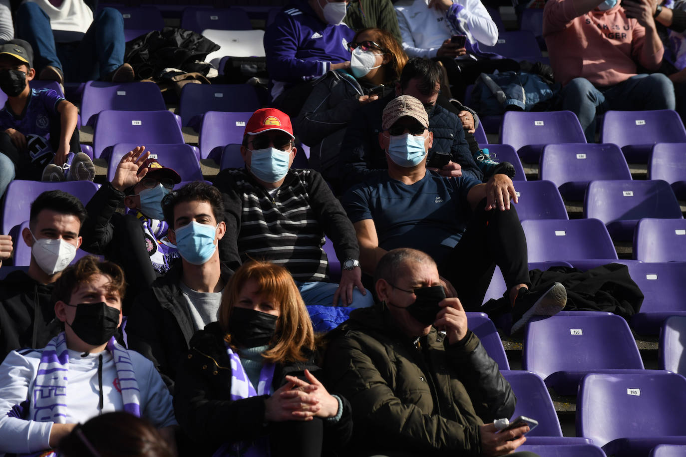 Fotos: Búscate en la grada del Real Valladolid-Leganés (4/4)
