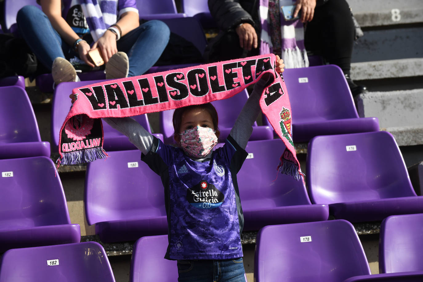 Fotos: Búscate en la grada del Real Valladolid-Leganés (4/4)