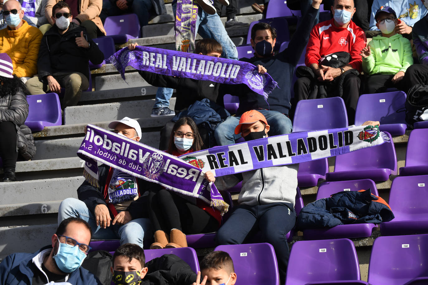 Fotos: Búscate en la grada del Real Valladolid-Leganés (4/4)