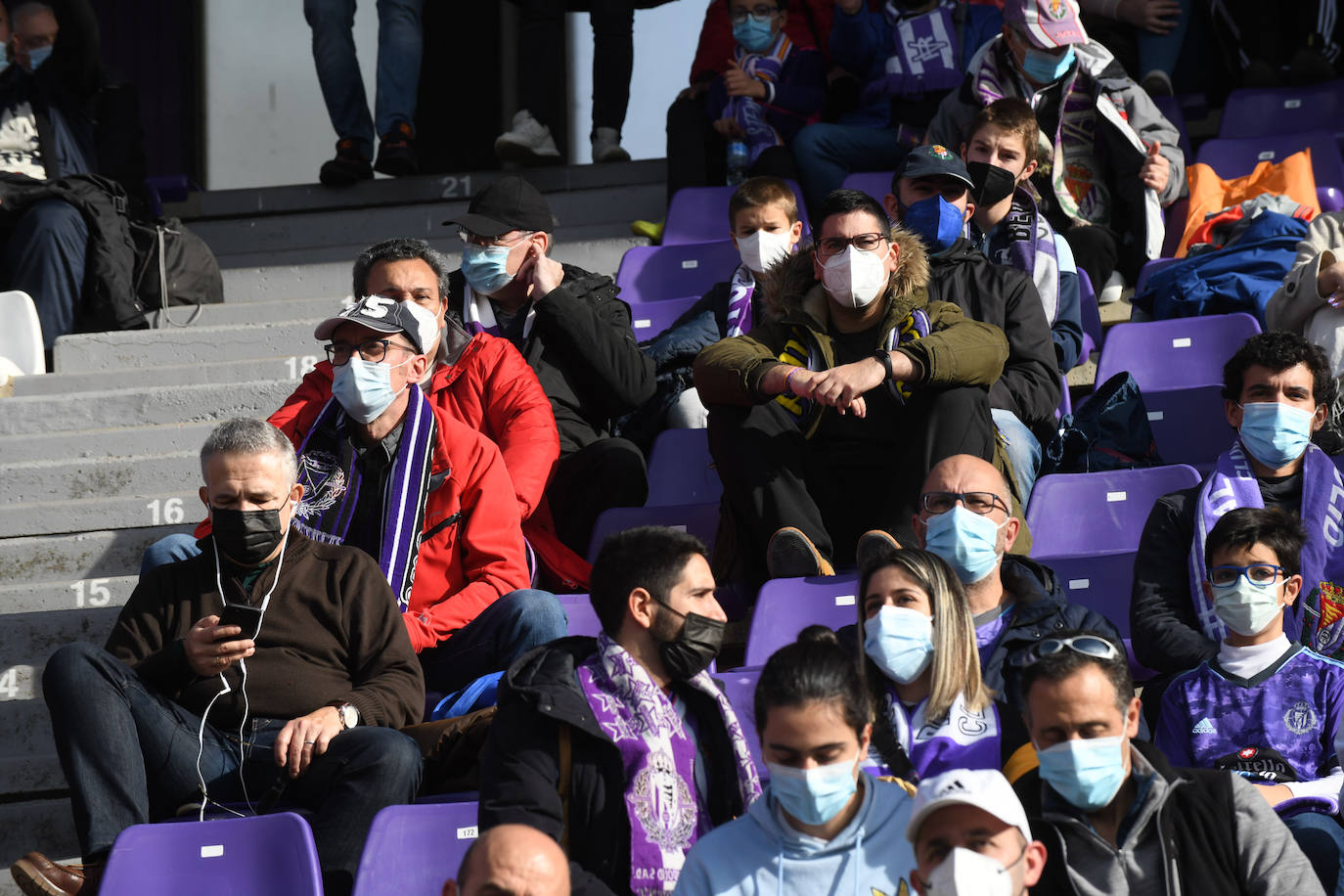Fotos: Búscate en la grada del Real Valladolid-Leganés (4/4)