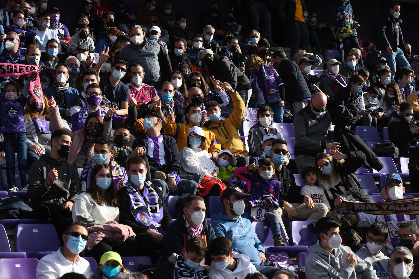 Fotos: Búscate en la grada del Real Valladolid-Leganés (4/4)