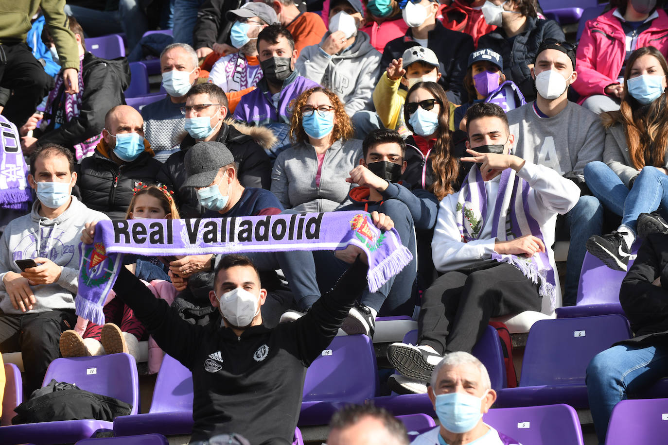 Fotos: Búscate en la grada del Real Valladolid-Leganés (1/4)