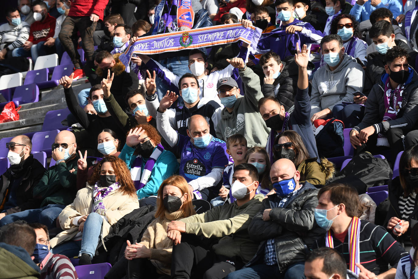 Fotos: Búscate en la grada del Real Valladolid-Leganés (1/4)
