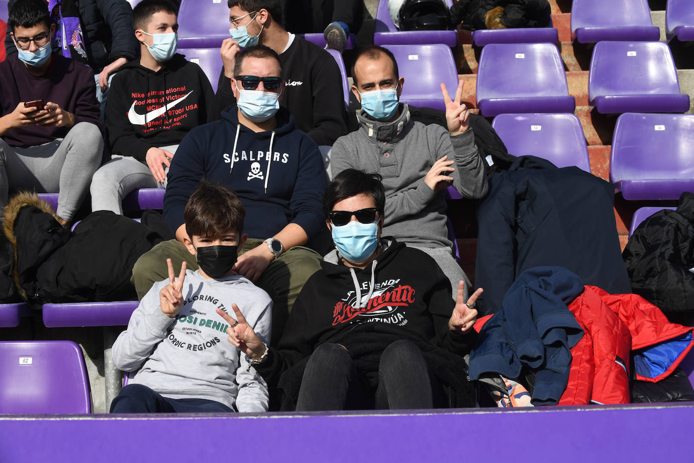 Fotos: Búscate en la grada del Real Valladolid-Leganés (2/4)