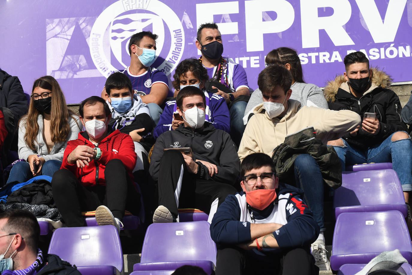 Fotos: Búscate en la grada del Real Valladolid-Leganés (2/4)