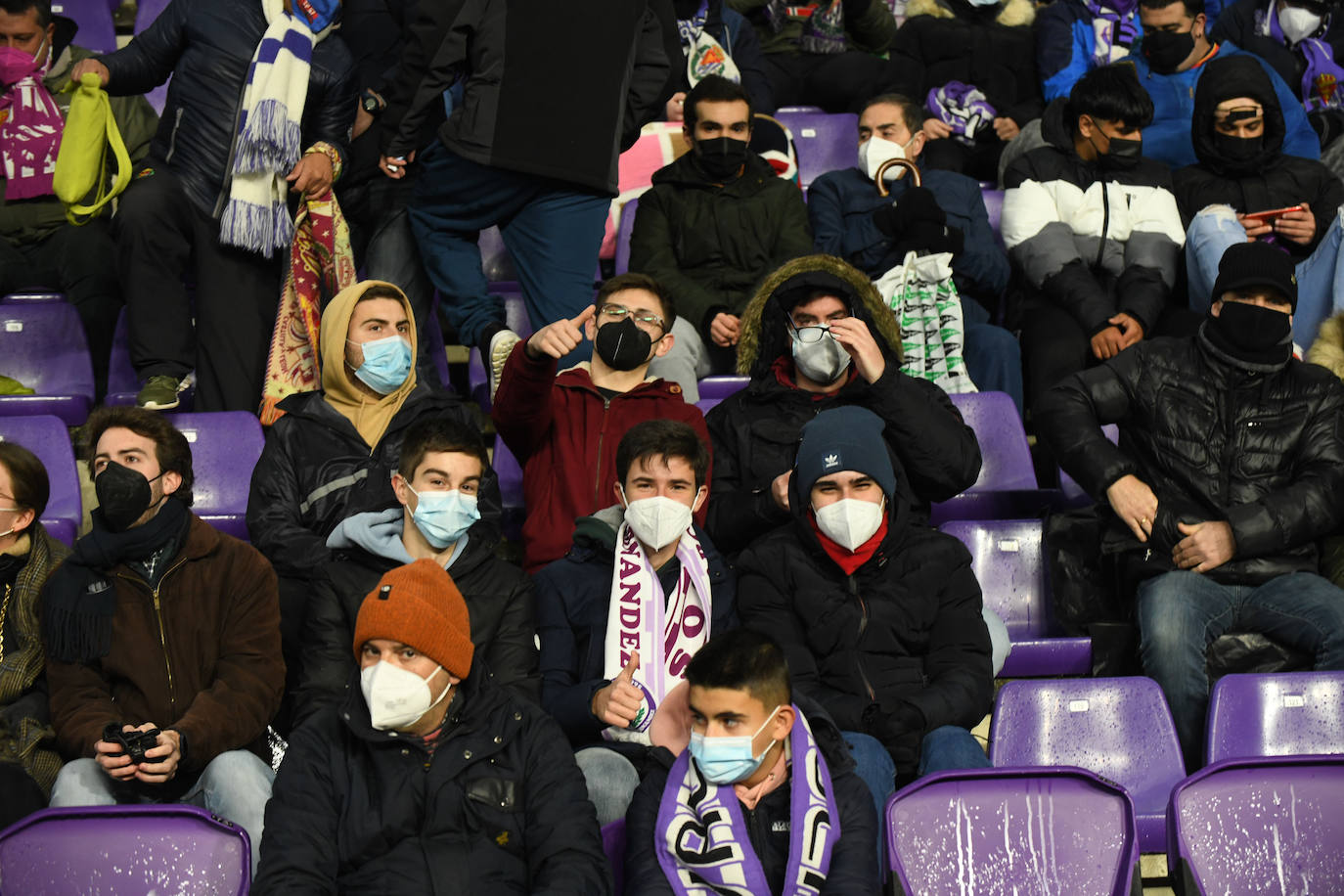 Fotos: Búscate en la grada en el Real Valladolid-Betis