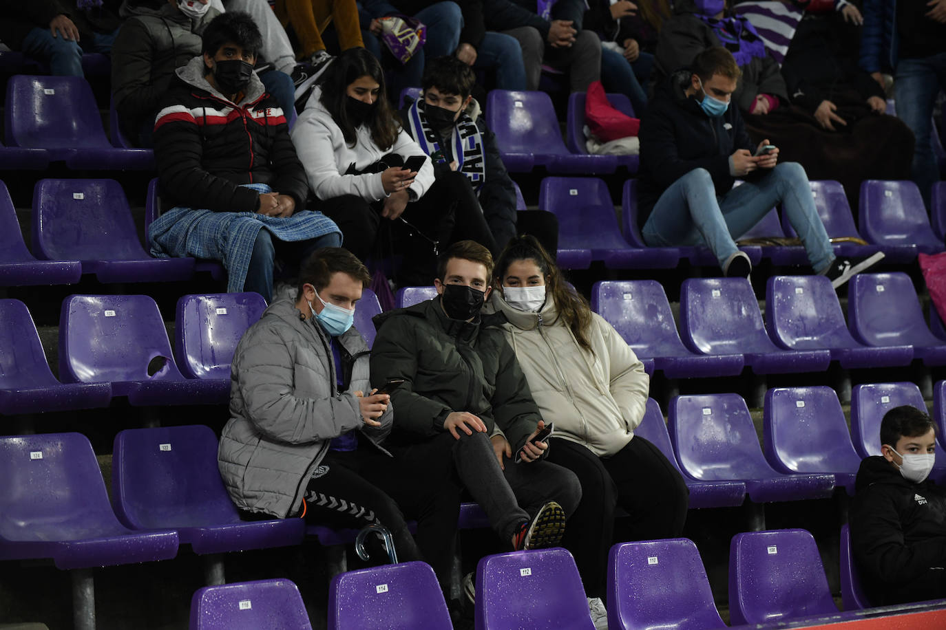 Fotos: Búscate en la grada en el Real Valladolid-Betis