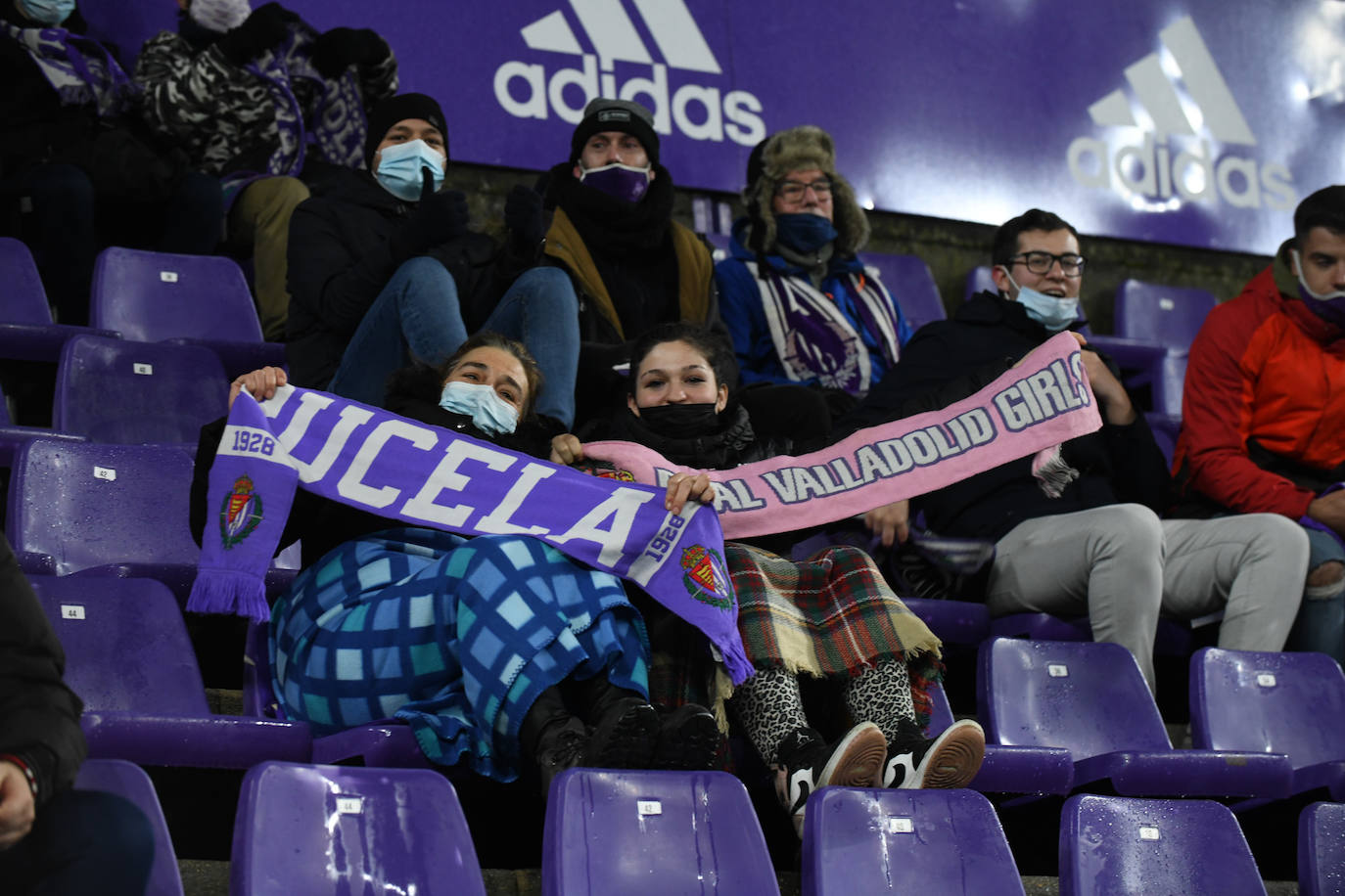 Fotos: Búscate en la grada en el Real Valladolid-Betis