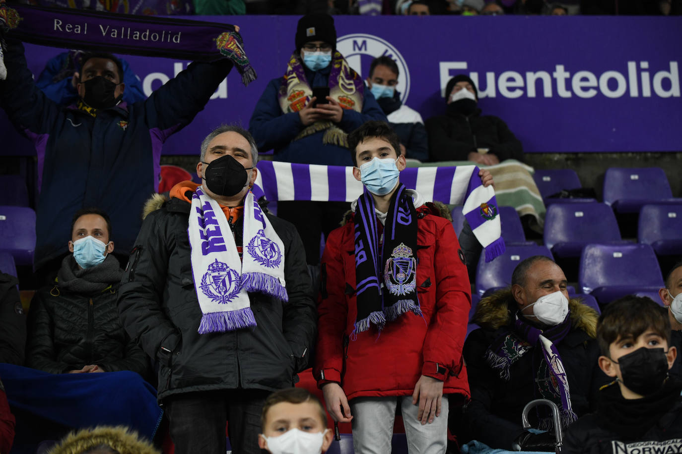 Fotos: Búscate en la grada en el Real Valladolid-Betis