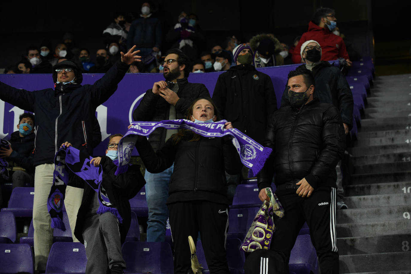 Fotos: Búscate en la grada en el Real Valladolid-Betis