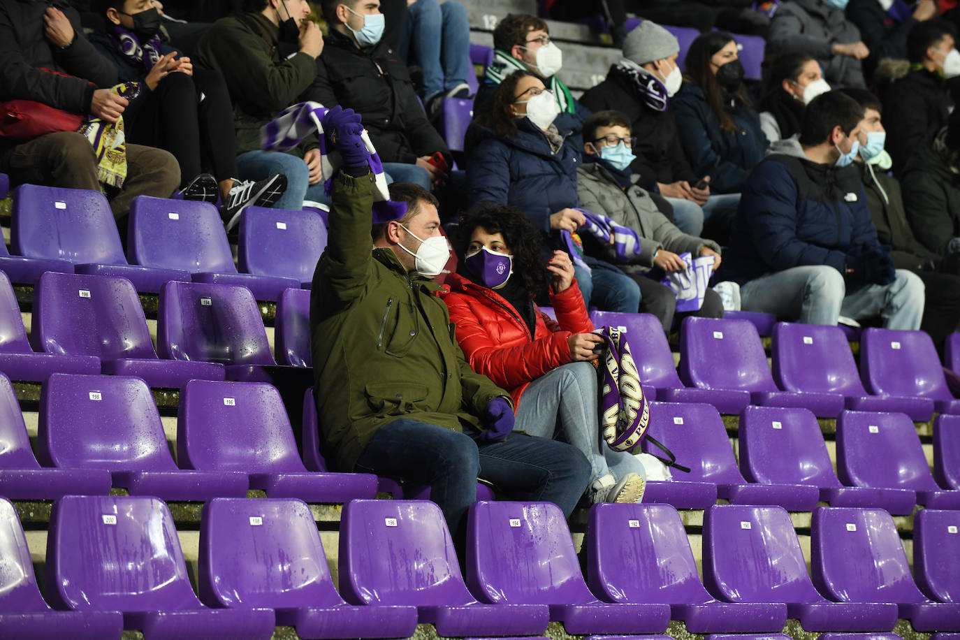 Fotos: Búscate en la grada en el Real Valladolid-Betis