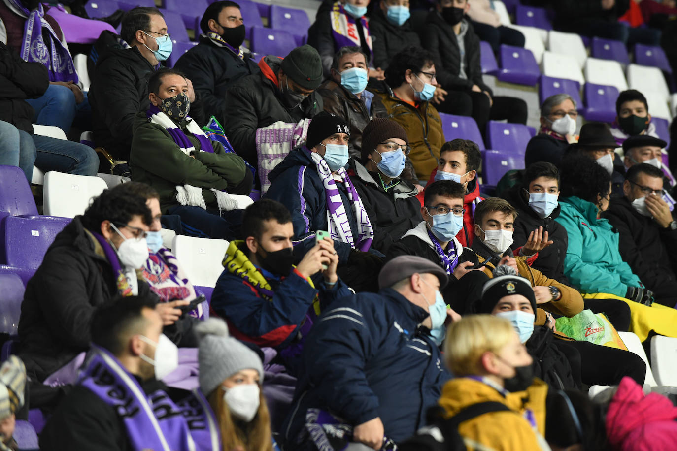 Fotos: Búscate en la grada en el Real Valladolid-Betis