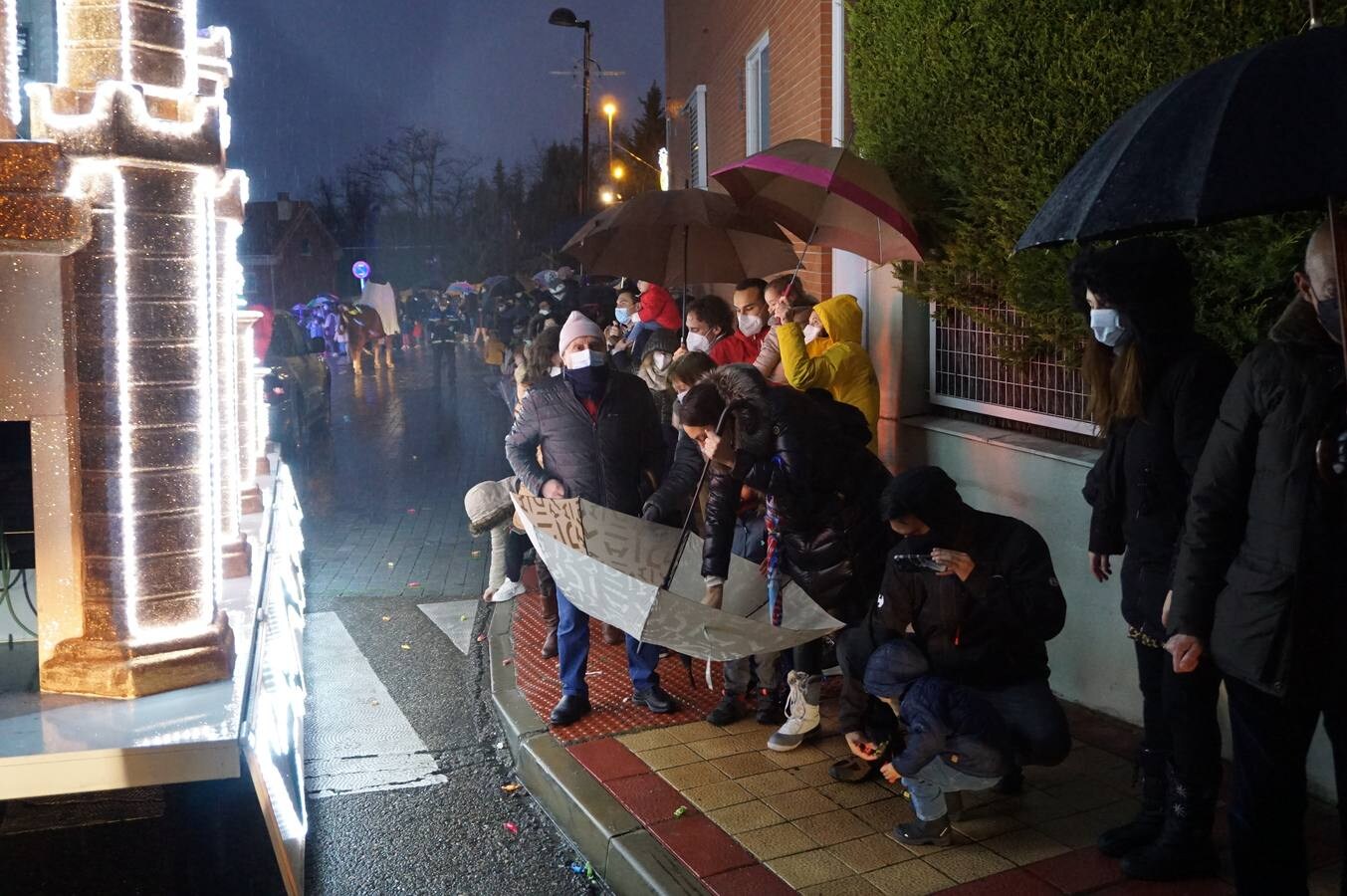 Fotos: Cabalgata de Reyes Magos en Arroyo de la Encomienda