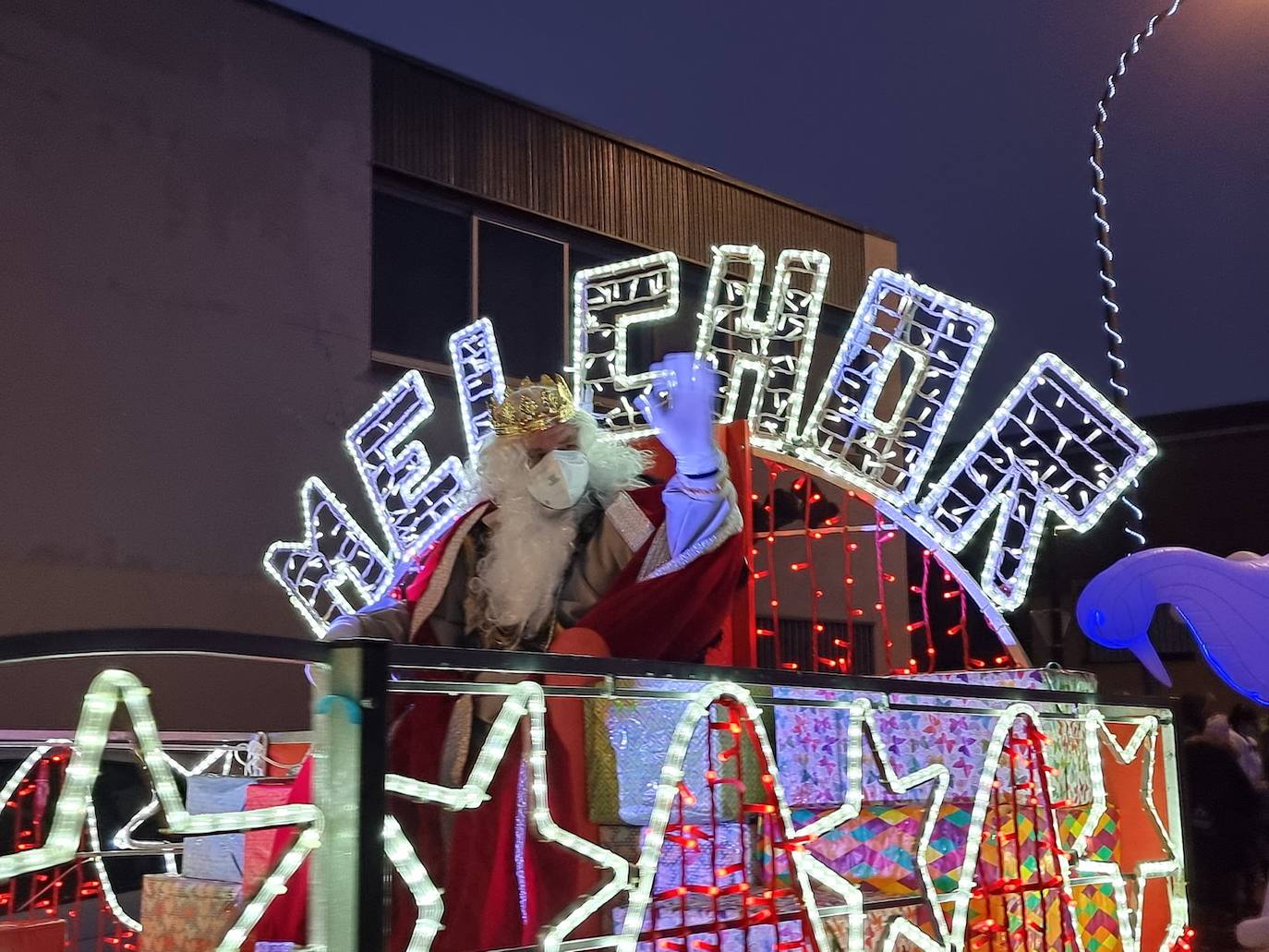 Fotos: Los Magos de Oriente iluminan Villamuriel