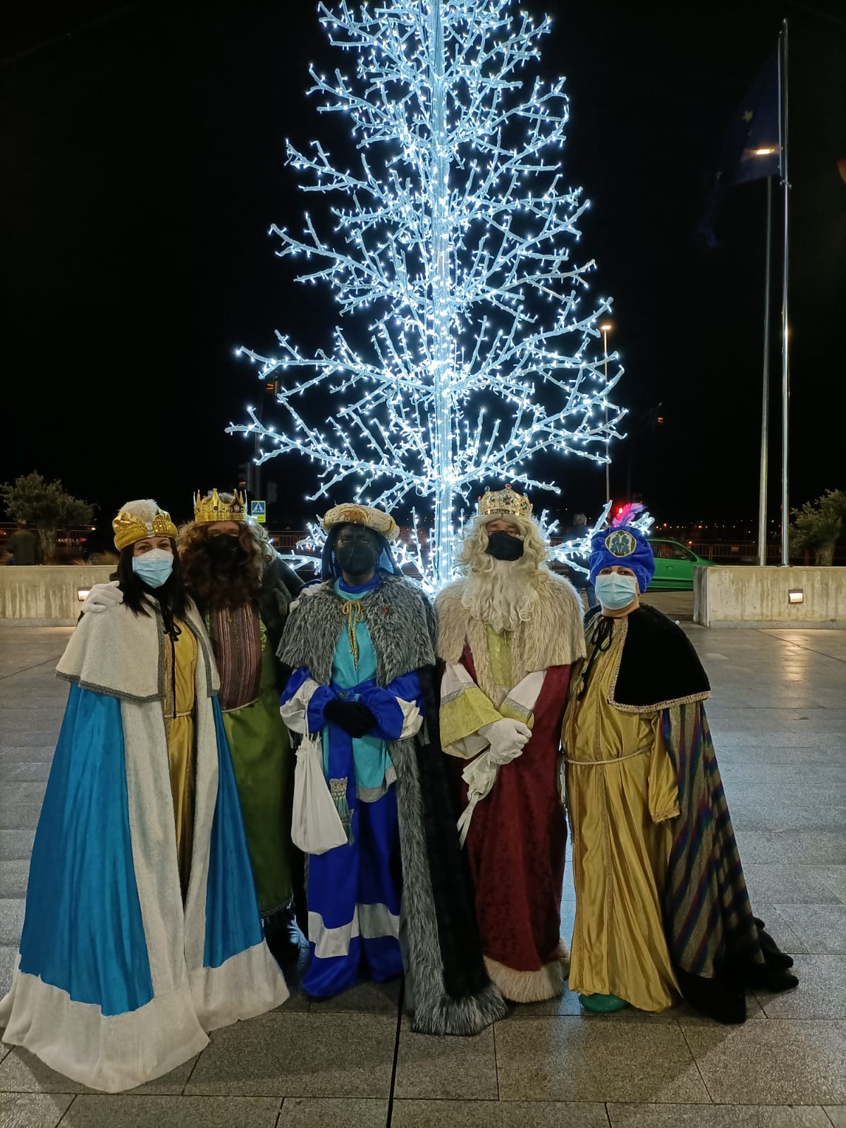 Desde la Residencia de la Diputación hasta el Hospital de Salamanca. Antes de recorrer la capital del Tormes, Melchor, Gaspar y Baltasar visitaron la provincia para cumplir los deseos de los mayores y los pequeños  