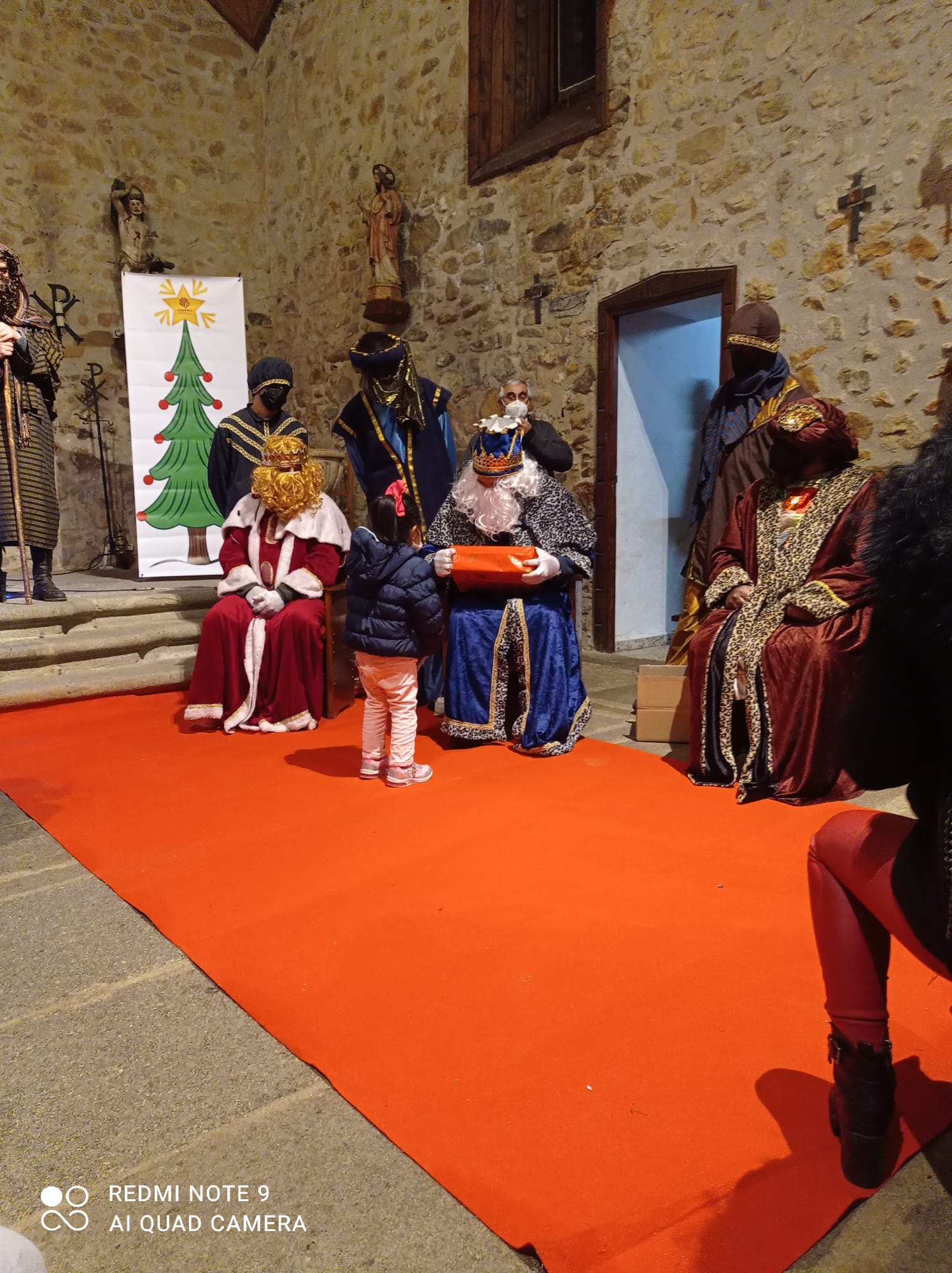 Desde la Residencia de la Diputación hasta el Hospital de Salamanca. Antes de recorrer la capital del Tormes, Melchor, Gaspar y Baltasar visitaron la provincia para cumplir los deseos de los mayores y los pequeños  