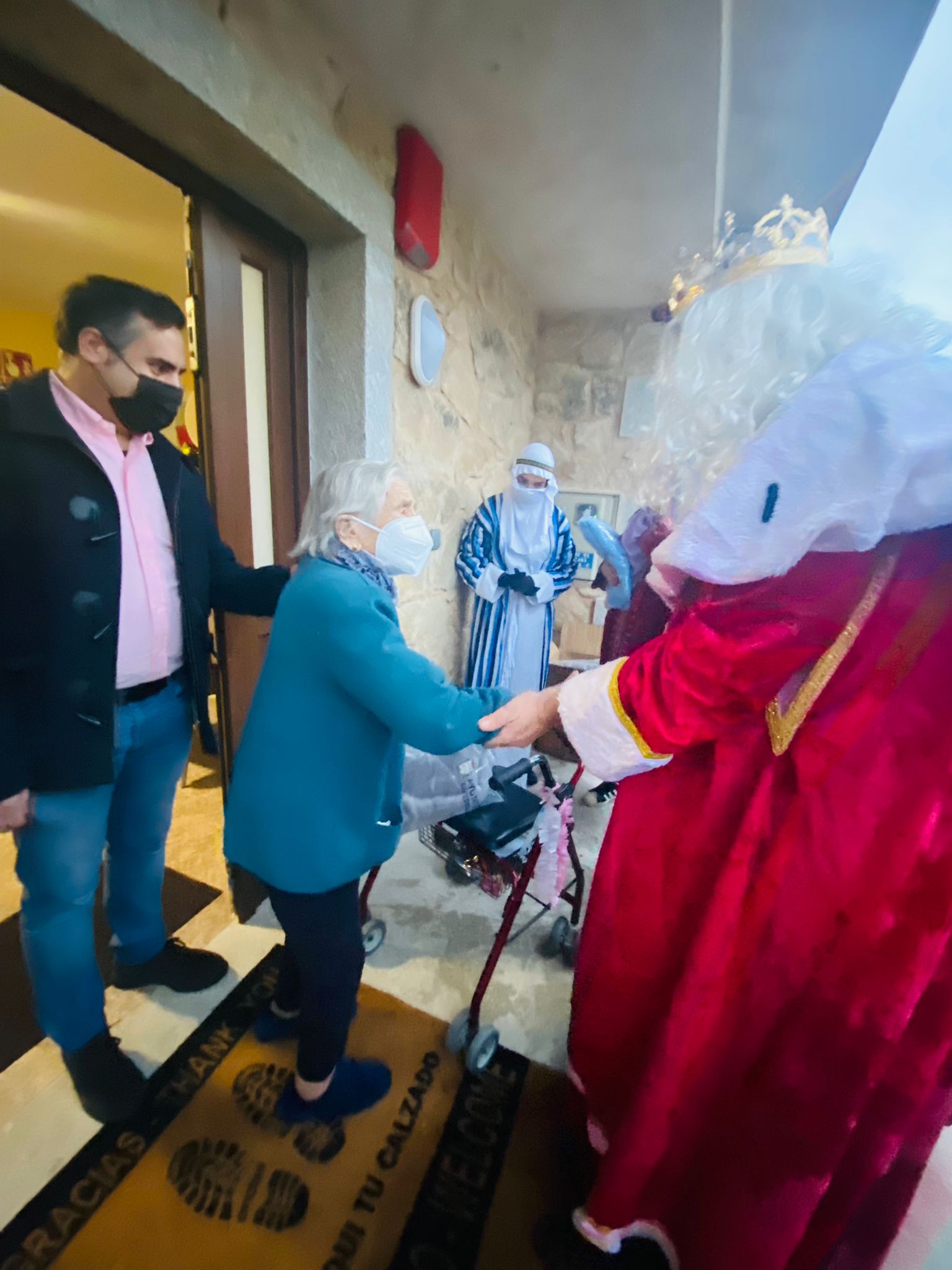 Desde la Residencia de la Diputación hasta el Hospital de Salamanca. Antes de recorrer la capital del Tormes, Melchor, Gaspar y Baltasar visitaron la provincia para cumplir los deseos de los mayores y los pequeños  