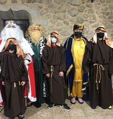 Imagen secundaria 2 - Los pueblos de la provincia de Salamanca también disfrutan de los Reyes Magos pese a la lluvia