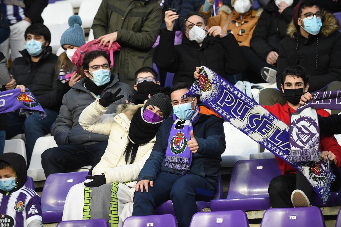 Fotos: Búscate en la grada de Zorrilla (1/4)